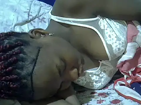 Snapshot of just_nala chatting on March 6, 2025, 3:24 am just nala online show from March 6, 2025, 3:24 am