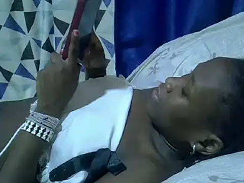 Snapshot of just_nala chatting on March 14, 2025, 9:46 am just nala online show from March 14, 2025, 9:46 am