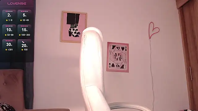 Snapshot of Marian_se chatting on March 5, 2025, 8:10 pm Marian se online show from March 5, 2025, 8:10 pm