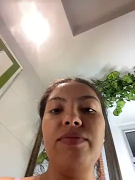 Snapshot of Nathcurly_ chatting on December 3, 2024, 1:41 am Nathcurly online show from December 3, 2024, 1:41 am