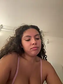 Snapshot of Nathcurly_ chatting on October 17, 2025, 3:31 am Nathcurly online show from October 17, 2025, 3:31 am