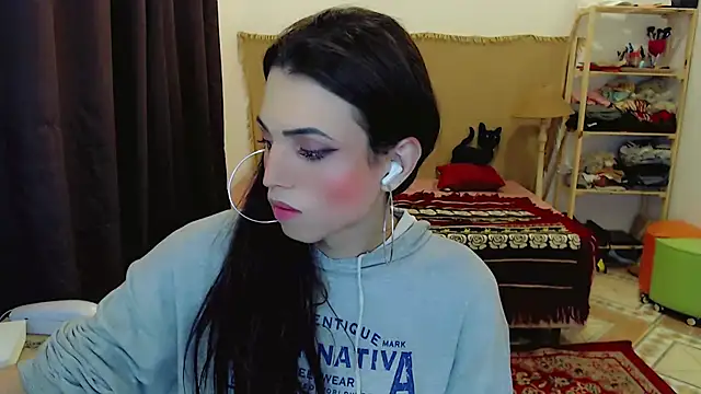 Sophie Fantasys online show from February 24, 2026, 2:31 am