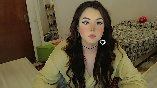 Snapshot of Sophie_Fantasys chatting on July 7, 2026, 4:11 pm Sophie Fantasys online show from July 7, 2026, 4:11 pm