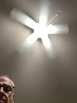 Ray997 online show from March 9, 2026, 2:43 pm