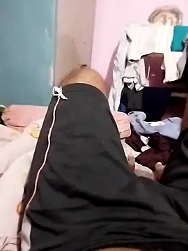 findmemylove online show from November 30, 2025, 7:18 pm