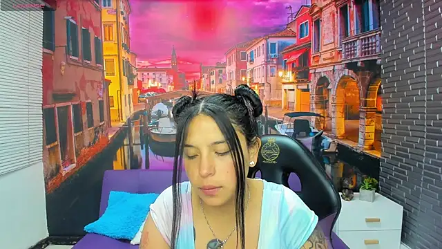 Small naughty  online show from January 8, 2026, 1:35 pm