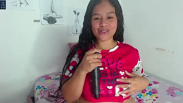 Hazel donna online show from November 22, 2025, 7:07 am