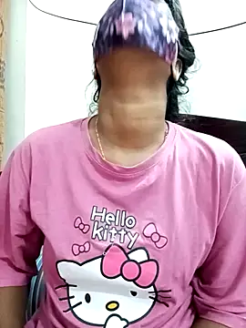 Snapshot of Anusri- chatting on May 3, 2026, 4:35 pm Anusri- online show from May 3, 2026, 4:35 pm