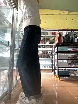 Rosa 998 online show from February 19, 2025, 1:29 am