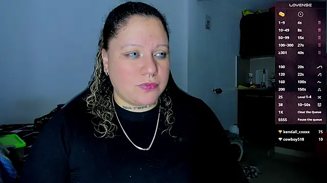 mariana maze online show from January 8, 2025, 4:02 am