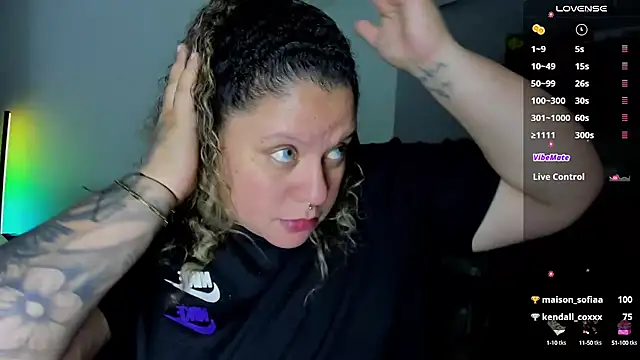 mariana maze online show from March 21, 2025, 5:43 am