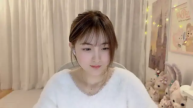 Snapshot of SHUIshui_ chatting on December 30, 2024, 5:02 pm SHUIshui online show from December 30, 2024, 5:02 pm