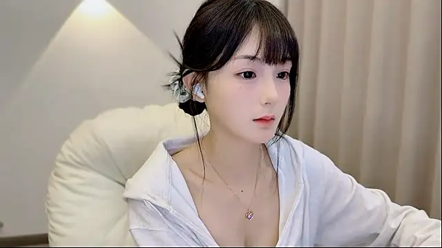 Snapshot of SHUIshui_ chatting on September 22, 2025, 1:24 pm SHUIshui online show from September 22, 2025, 1:24 pm