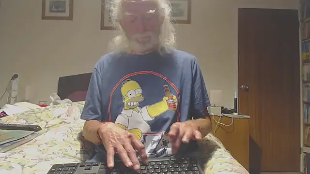 Snapshot of WaverlyKernow chatting on June 3, 2026, 8:17 am WaverlyKernow online show from June 3, 2026, 8:17 am