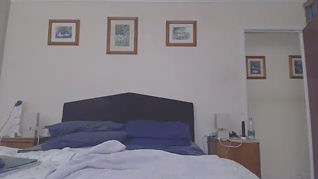 Snapshot of WaverlyKernow chatting on July 12, 2026, 5:59 pm WaverlyKernow online show from July 12, 2026, 5:59 pm