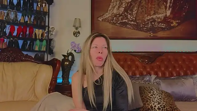 Real Tini online show from March 13, 2026, 7:26 am