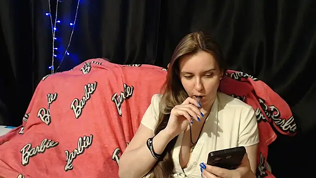 Milana69 online show from May 5, 2026, 4:48 pm