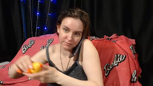 Milana69 online show from July 13, 2026, 4:32 pm
