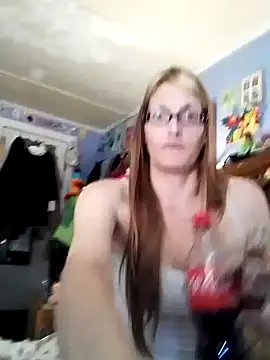 Snapshot of beelzebubblesxo chatting on September 17, 2025, 2:52 pm beelzebubblesxo online show from September 17, 2025, 2:52 pm