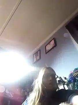 Snapshot of beelzebubblesxo chatting on October 9, 2025, 10:30 pm beelzebubblesxo online show from October 9, 2025, 10:30 pm