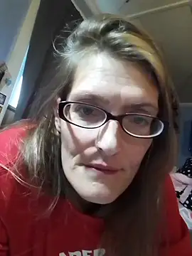 Snapshot of beelzebubblesxo chatting on November 26, 2025, 12:39 pm beelzebubblesxo online show from November 26, 2025, 12:39 pm