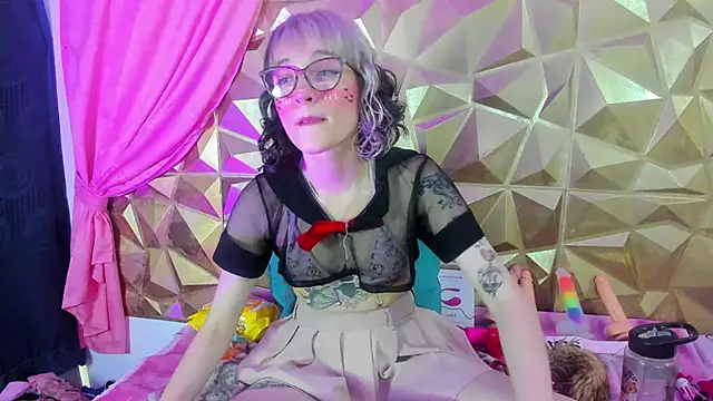 neeko princes online show from February 3, 2025, 3:38 pm