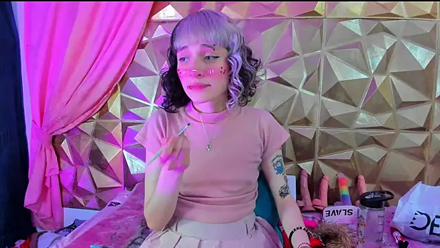 neeko princes online show from February 16, 2025, 12:21 pm