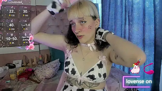 Snapshot of neeko_princes chatting on June 16, 2026, 12:52 pm neeko princes online show from June 16, 2026, 12:52 pm
