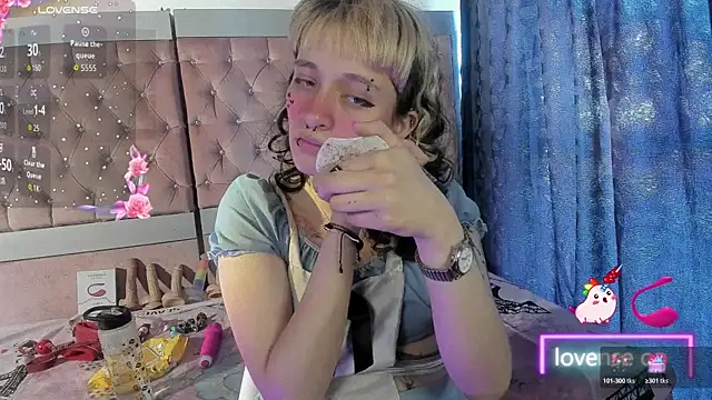 Snapshot of neeko_princes chatting on July 7, 2026, 12:31 pm neeko princes online show from July 7, 2026, 12:31 pm