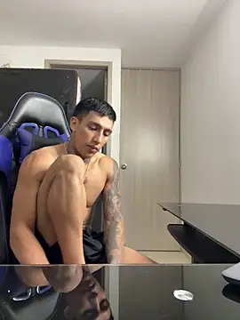 Snapshot of sendfer chatting on January 3, 2025, 3:27 am sendfer online show from January 3, 2025, 3:27 am