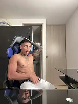 Snapshot of sendfer chatting on January 6, 2025, 3:20 am sendfer online show from January 6, 2025, 3:20 am