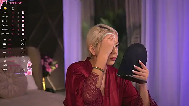 VictoriaMorrone online show from February 22, 2025, 2:41 pm