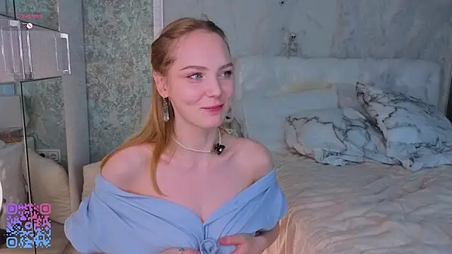 Snapshot of SoniaScott chatting on November 12, 2025, 2:56 am SoniaScott online show from November 12, 2025, 2:56 am