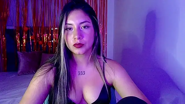 Lia 14  online show from December 15, 2025, 11:53 pm