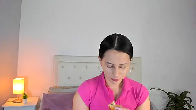 MELISSA ALVAREZ online show from October 29, 2025, 9:11 am