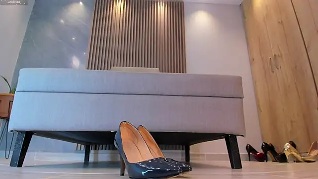 Katherinlevinee1 online show from January 26, 2025, 12:22 pm