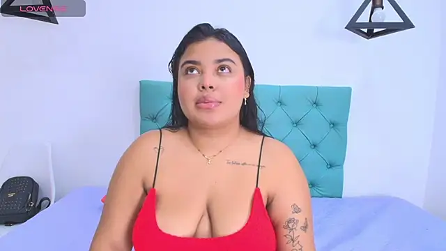 Snapshot of Emily_cooper20 chatting on February 28, 2025, 2:42 am Emily cooper20 online show from February 28, 2025, 2:42 am