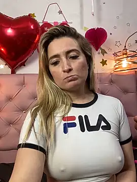 Snapshot of antonella87 chatting on February 18, 2025, 3:21 am antonella87 online show from February 18, 2025, 3:21 am