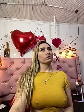 Snapshot of antonella87 chatting on February 19, 2025, 12:14 am antonella87 online show from February 19, 2025, 12:14 am