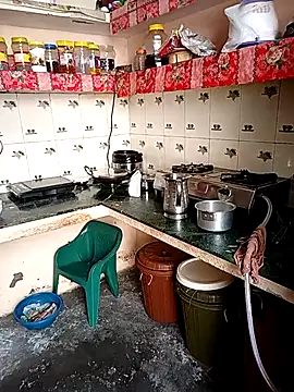 Snapshot of reemacouple007 chatting on September 26, 2025, 6:50 am reemacouple007 online show from September 26, 2025, 6:50 am