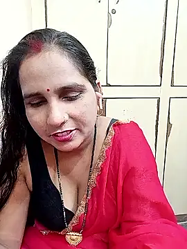 Snapshot of reemacouple007 chatting on September 30, 2025, 5:07 pm reemacouple007 online show from September 30, 2025, 5:07 pm