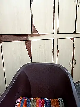 Snapshot of reemacouple007 chatting on October 18, 2025, 7:53 am reemacouple007 online show from October 18, 2025, 7:53 am