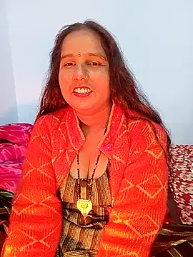 Snapshot of reemacouple007 chatting on December 16, 2025, 6:18 am reemacouple007 online show from December 16, 2025, 6:18 am