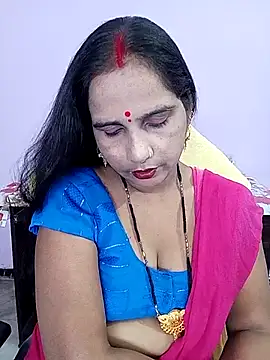 Snapshot of reemacouple007 chatting on June 9, 2026, 6:19 pm reemacouple007 online show from June 9, 2026, 6:19 pm