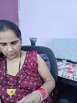 Snapshot of reemacouple007 chatting on June 15, 2026, 8:16 am reemacouple007 online show from June 15, 2026, 8:16 am
