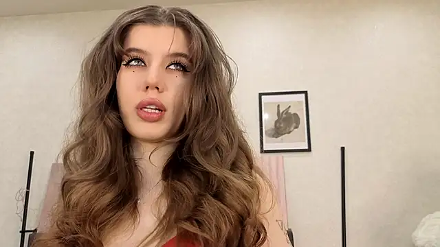 dolly ll online show from June 12, 2026, 1:32 pm