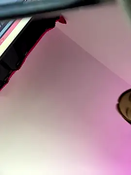 little tifanny82 online show from October 31, 2025, 1:23 pm