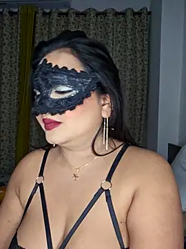 Snapshot of Blossam_07 chatting on December 17, 2025, 2:23 pm Blossam 07 online show from December 17, 2025, 2:23 pm