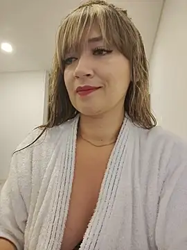 tata laima   online show from November 27, 2025, 2:19 pm