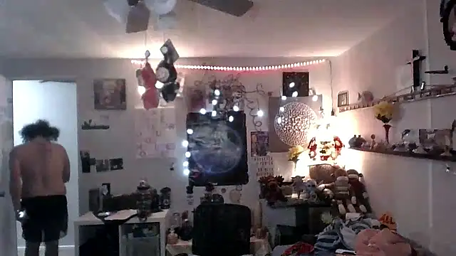 BobbyQ29 online show from January 13, 2026, 10:31 am